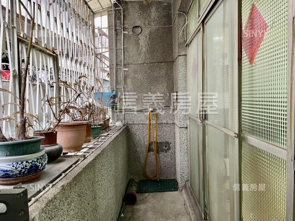 中正公寓大空間房屋室內格局與周邊環境