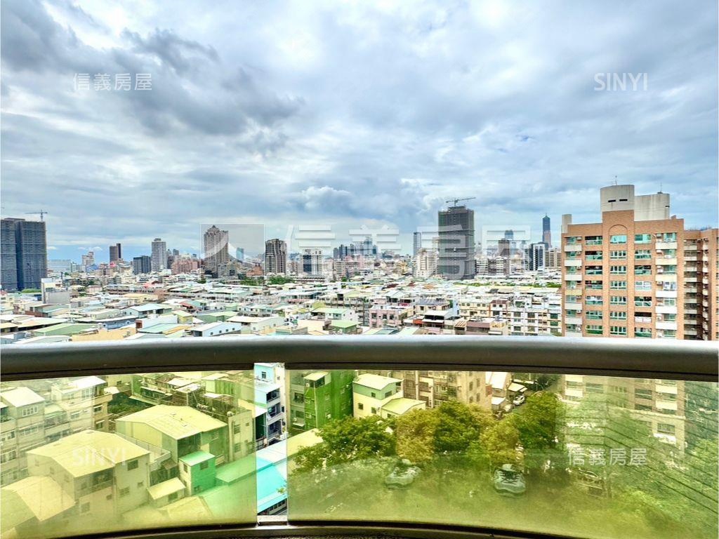 中都高樓景觀４房平車房屋室內格局與周邊環境