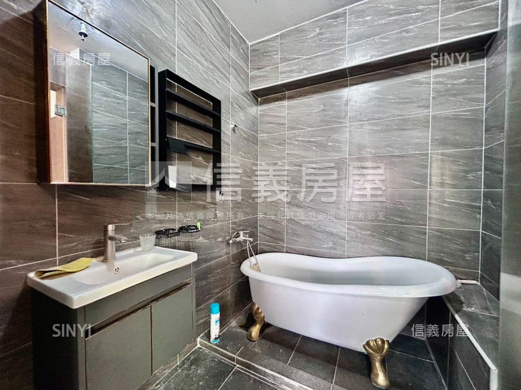 中都高樓景觀４房平車房屋室內格局與周邊環境