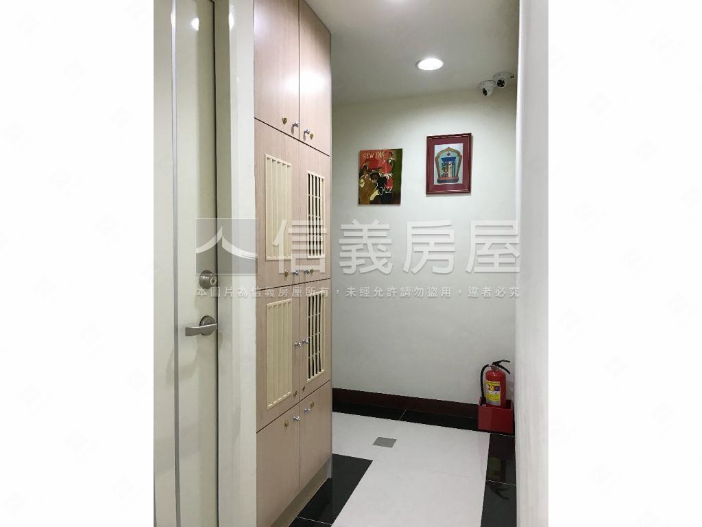 中正路收租好屋房屋室內格局與周邊環境