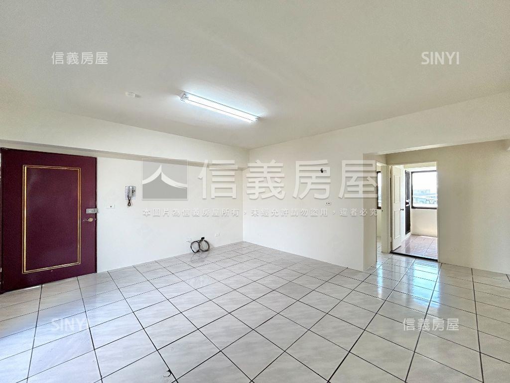 近五權車站三房房屋室內格局與周邊環境