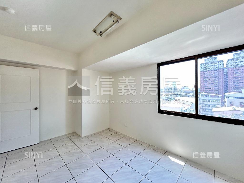 近五權車站三房房屋室內格局與周邊環境