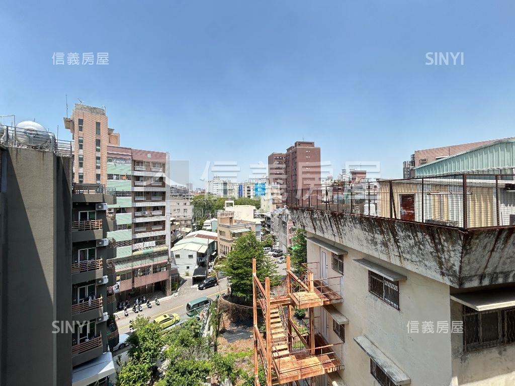 近五權車站三房房屋室內格局與周邊環境