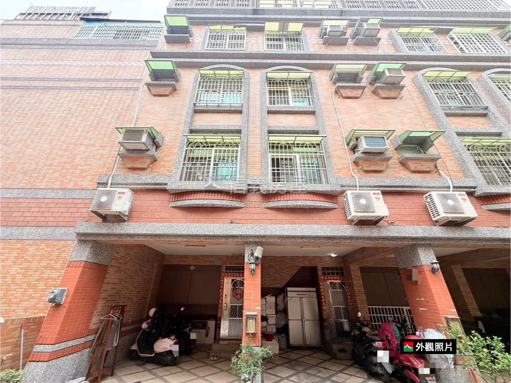 鳳翔稀有屋況佳漂亮車墅房屋室內格局與周邊環境