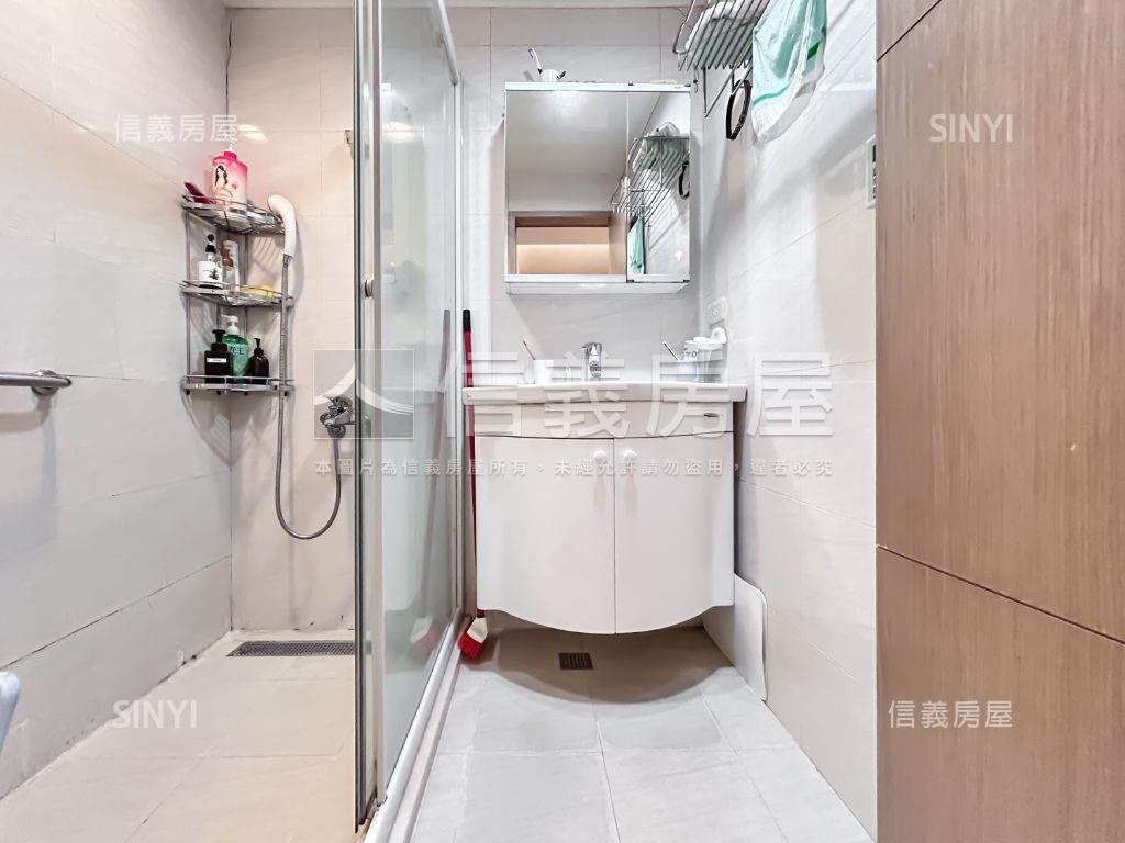 近民生圓環精美三房車位房屋室內格局與周邊環境