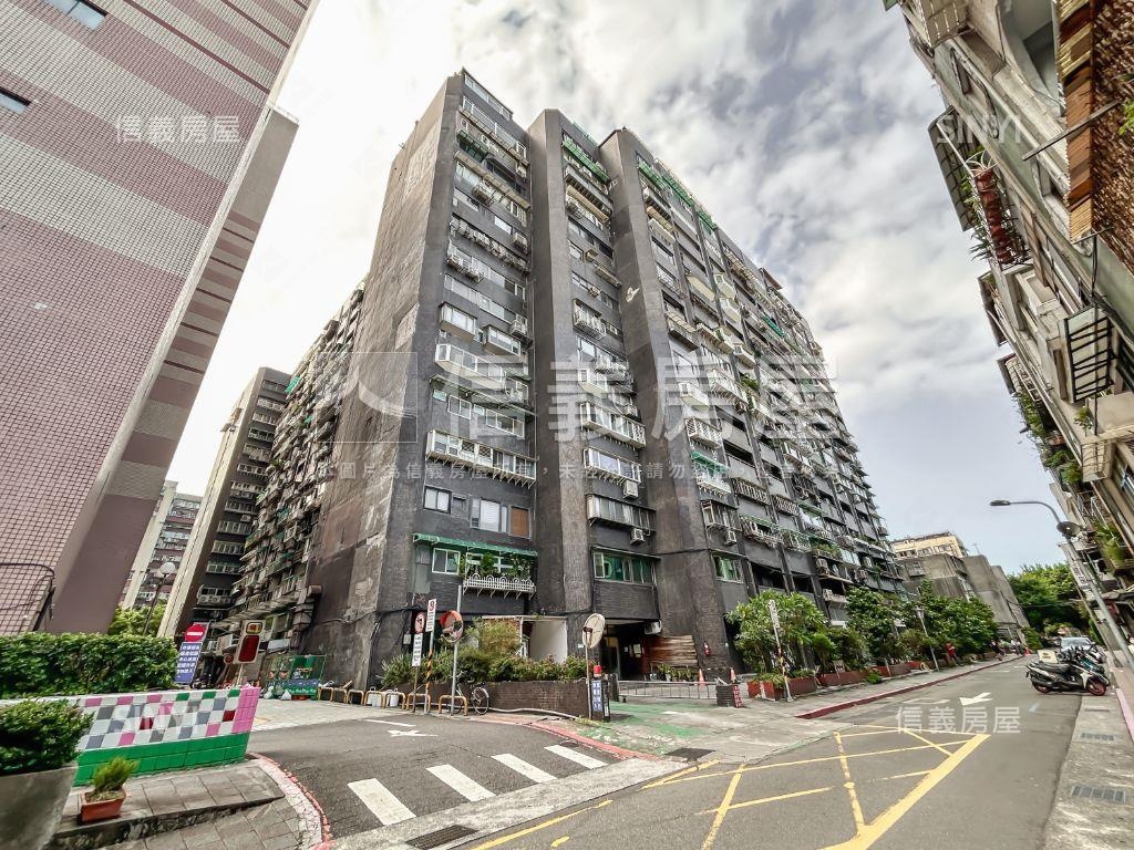 近民生圓環精美三房車位房屋室內格局與周邊環境