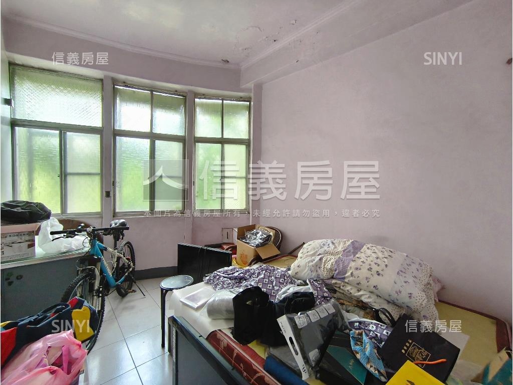 獨賣－低總價角窗三樓三房房屋室內格局與周邊環境