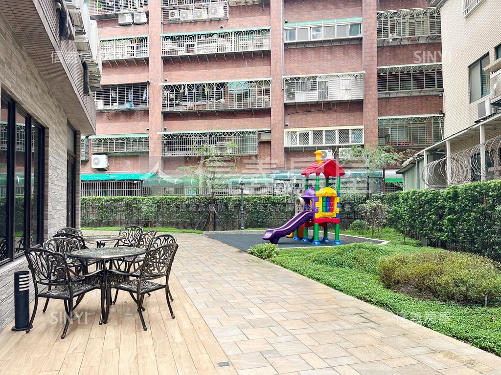 台北京城兩房平移車位房屋室內格局與周邊環境