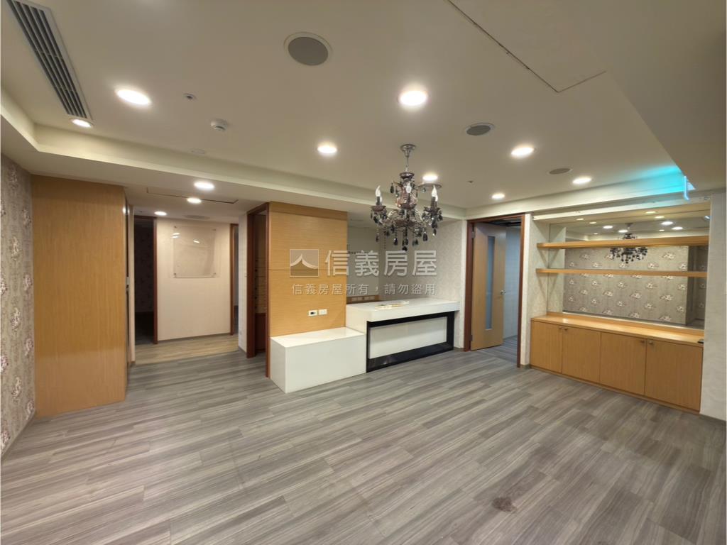稀有忠孝復興住安大戶房屋室內格局與周邊環境