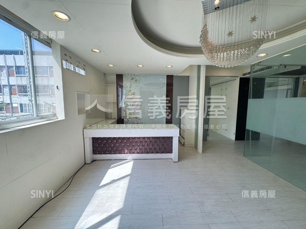 小資創業自住二樓公寓房屋室內格局與周邊環境