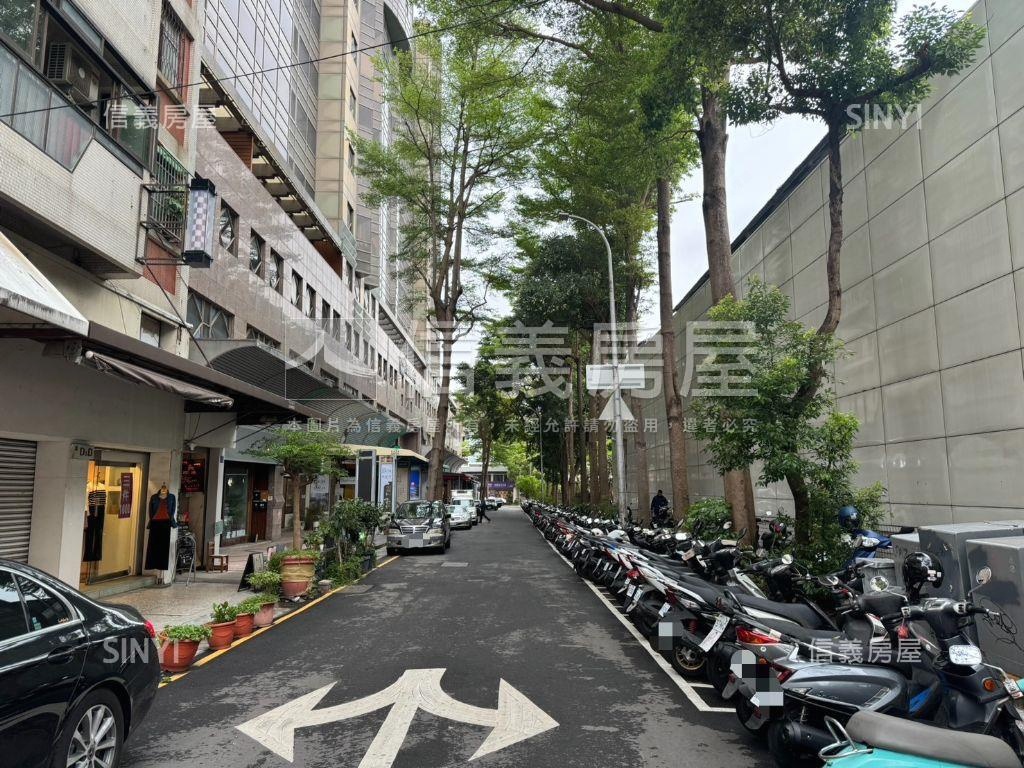小資創業自住二樓公寓房屋室內格局與周邊環境