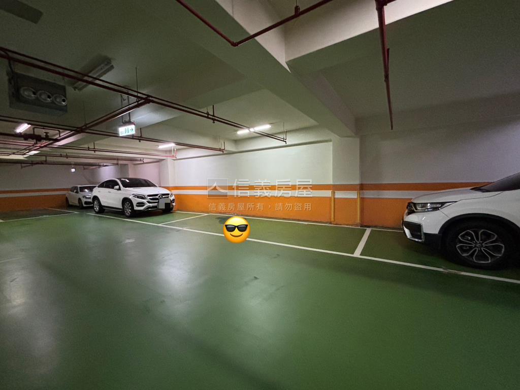 政大裕園３房坡平車位房屋室內格局與周邊環境