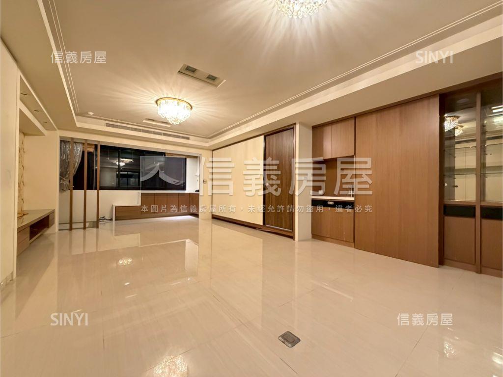 要上順風車囉房屋室內格局與周邊環境