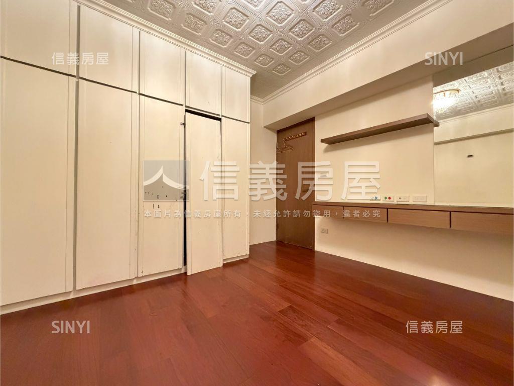 要上順風車囉房屋室內格局與周邊環境