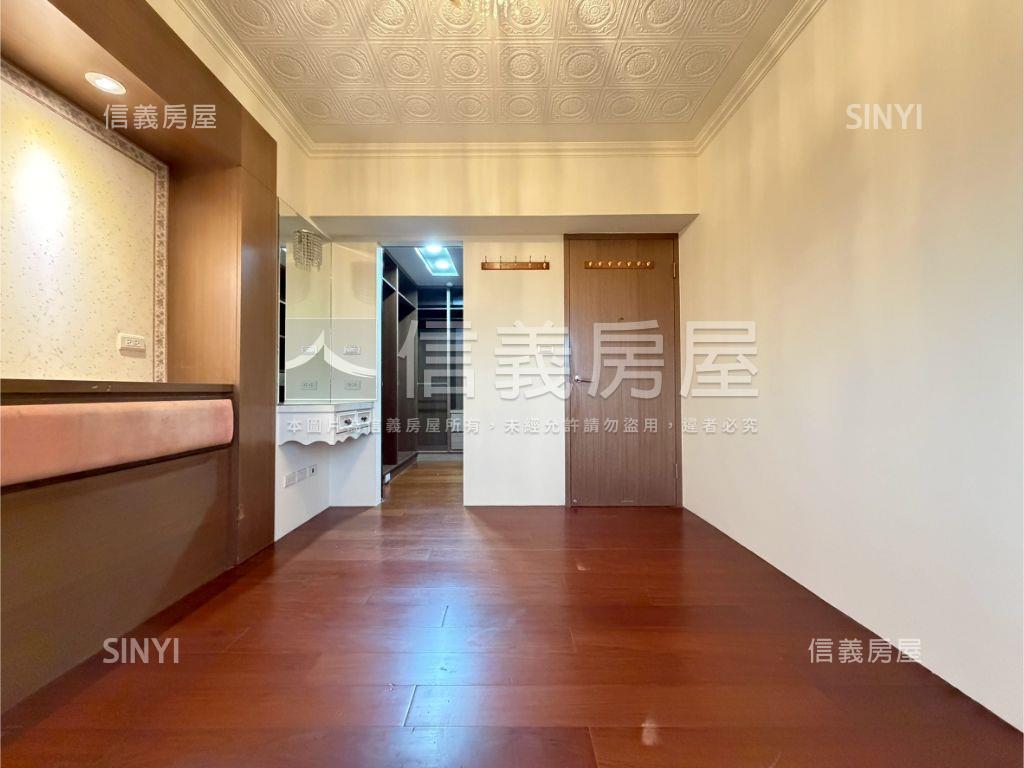 要上順風車囉房屋室內格局與周邊環境