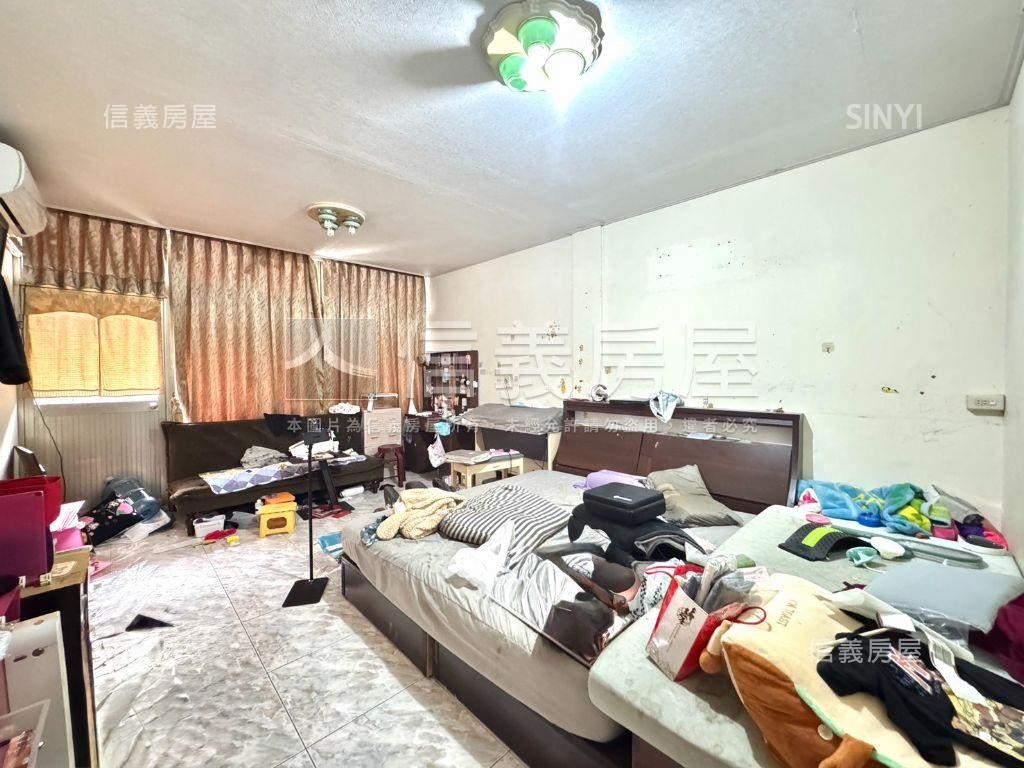 近逢甲透天金店面房屋室內格局與周邊環境