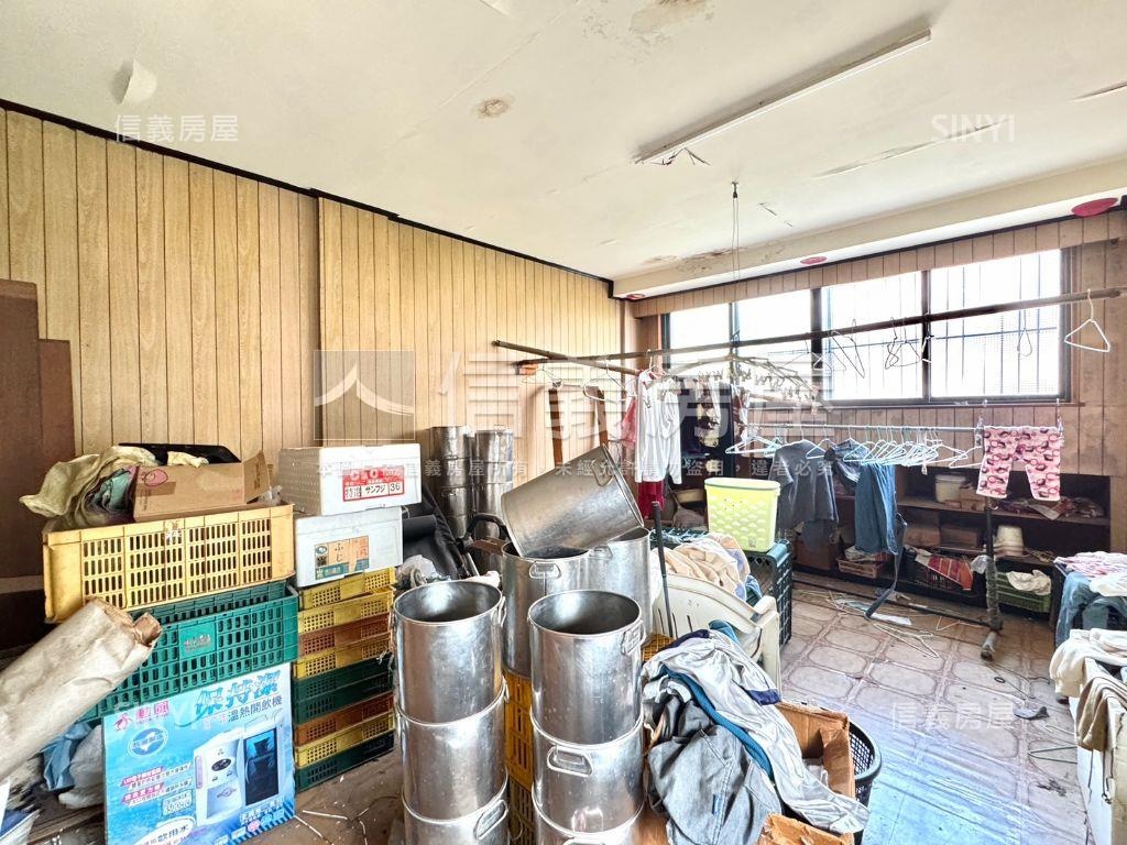 近逢甲透天金店面房屋室內格局與周邊環境