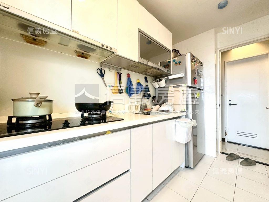 稀有河景！近車站春田兩房房屋室內格局與周邊環境