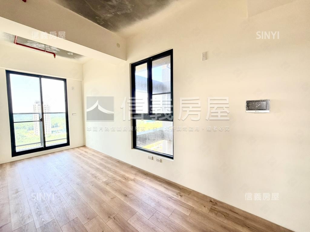 高鐵特區次頂兩房雙平車房屋室內格局與周邊環境