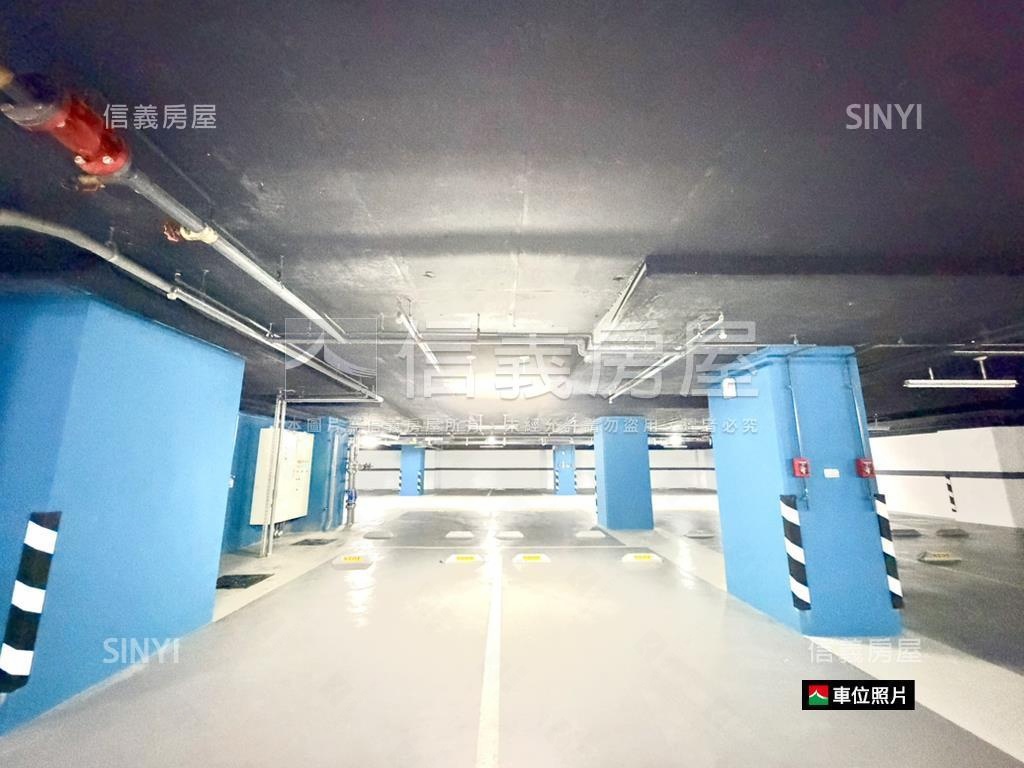 高鐵特區次頂兩房雙平車房屋室內格局與周邊環境