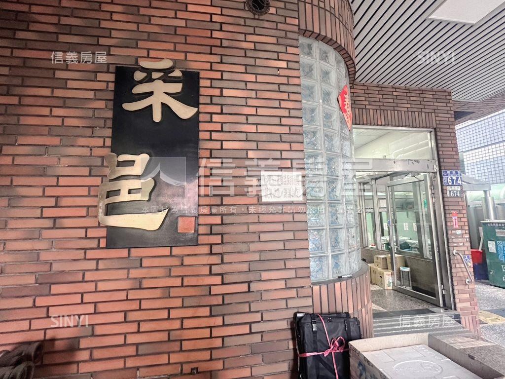 南屯三房雙衛浴開窗房屋室內格局與周邊環境