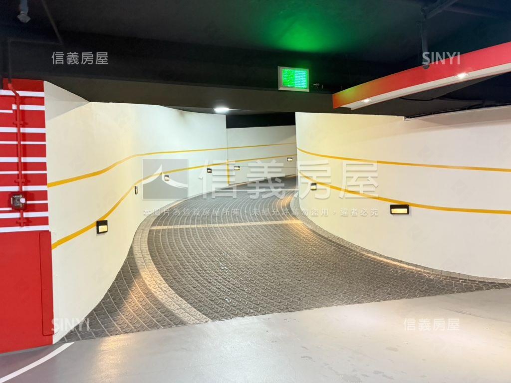 ★文華精裝高樓三房車房屋室內格局與周邊環境