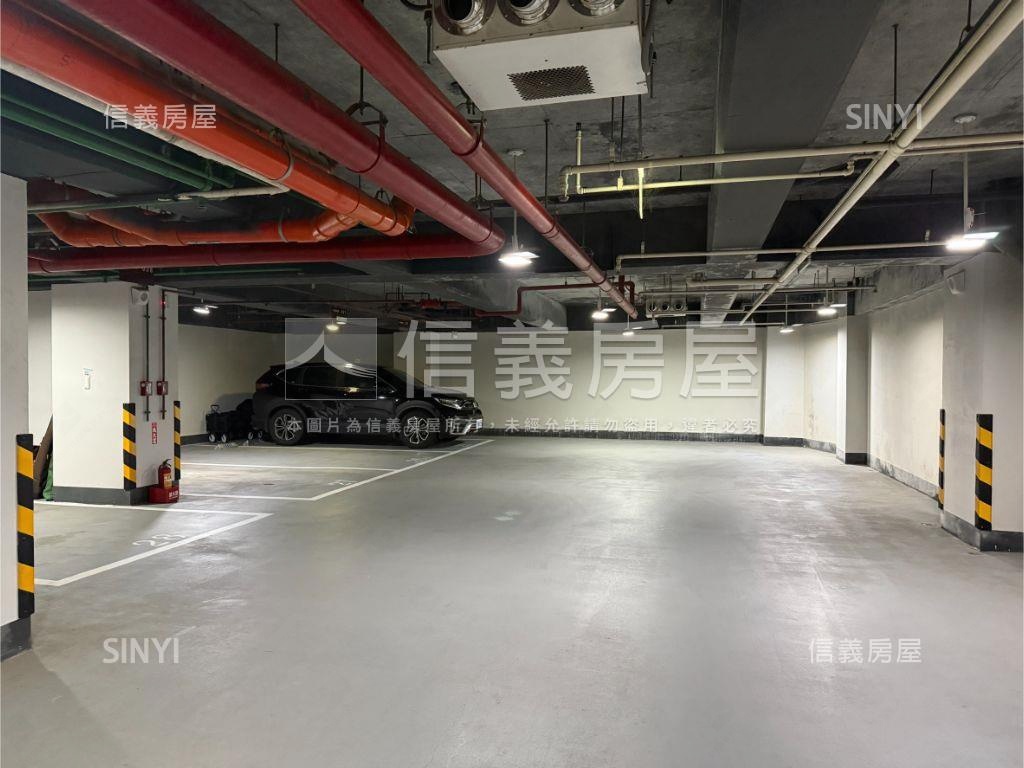 中研Ａ＋方正２房房屋室內格局與周邊環境