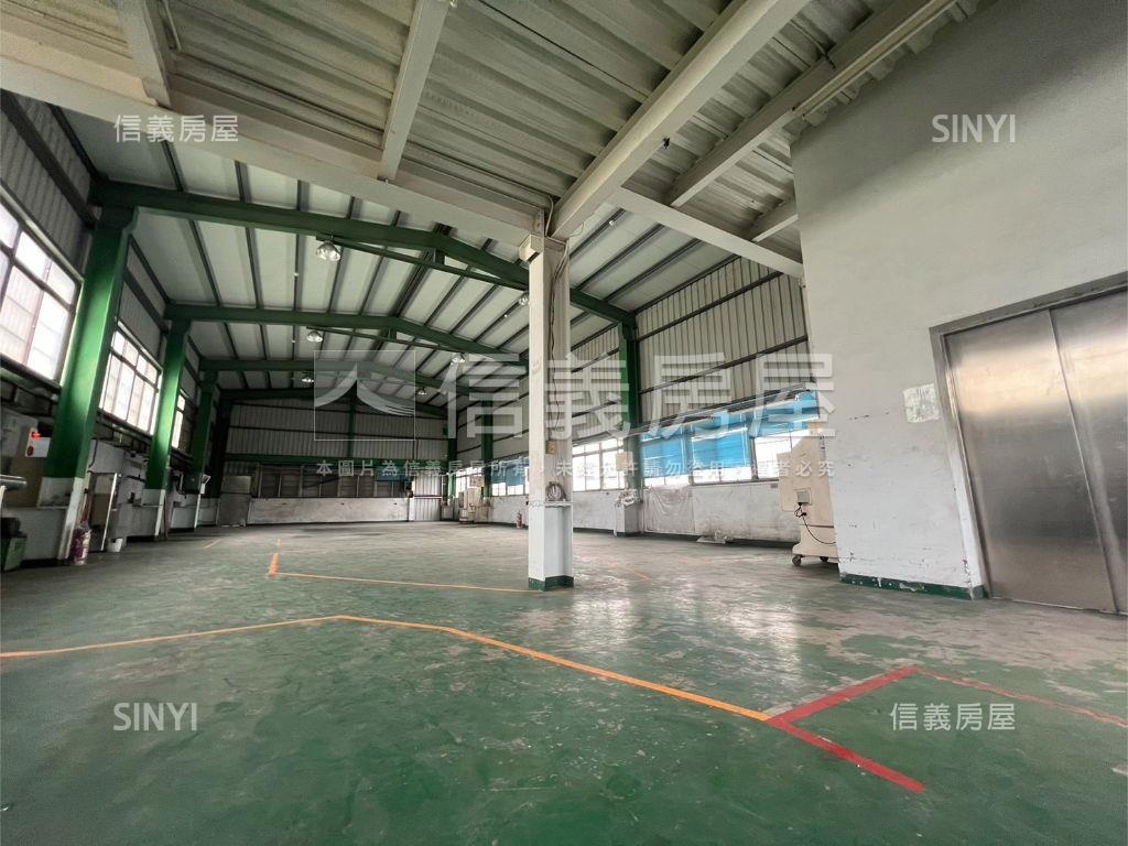 樹林中華路邊間大廠房屋室內格局與周邊環境
