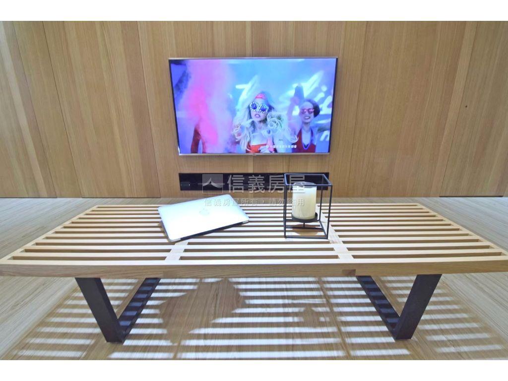 台北橋精品河景大兩房雙衛房屋室內格局與周邊環境