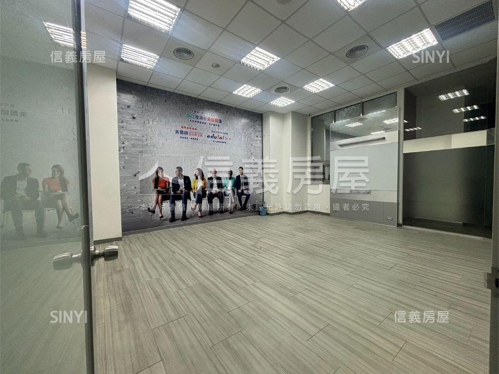文心路大坪數商辦房屋室內格局與周邊環境