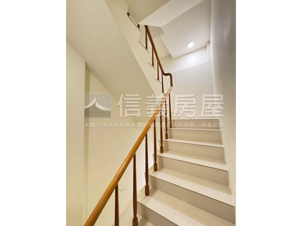 竹南稀有釋出雙車墅房屋室內格局與周邊環境