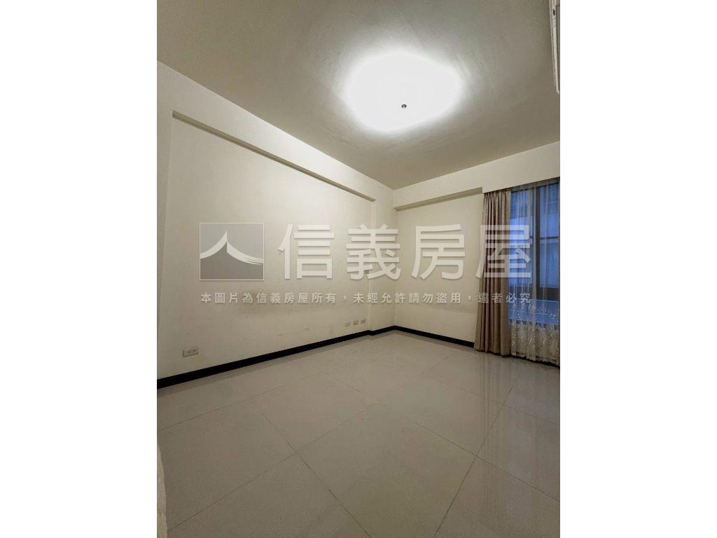 竹南稀有釋出雙車墅房屋室內格局與周邊環境