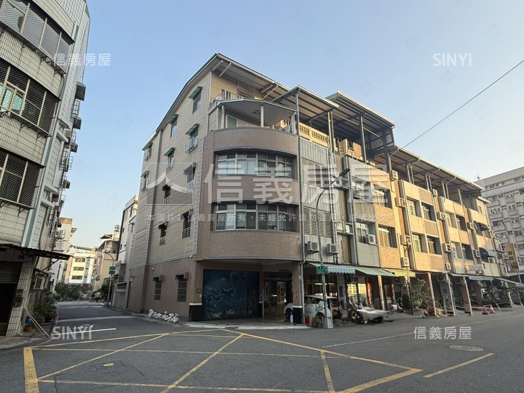 正路角窗透天店面房屋室內格局與周邊環境