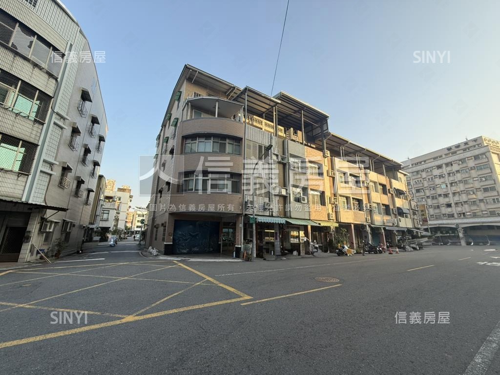 正路角窗透天店面房屋室內格局與周邊環境