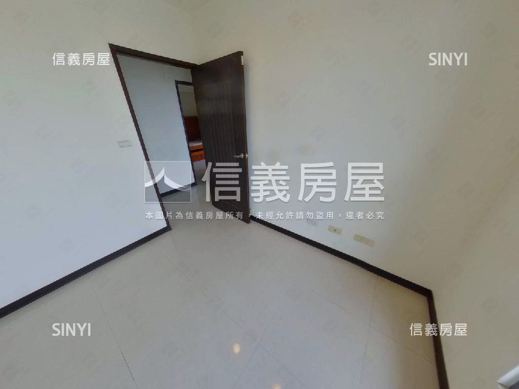 香草天空三房平面車位房屋室內格局與周邊環境