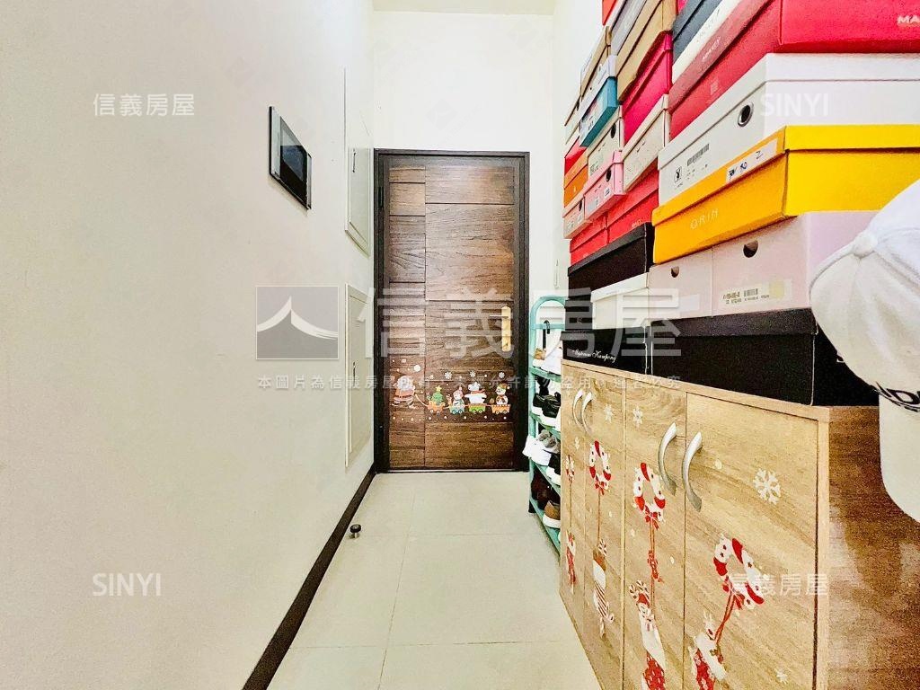 專任世界花園邊間兩房房屋室內格局與周邊環境