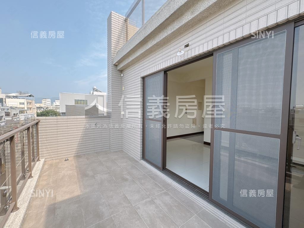 近市場商圈臨路黃金店住Ｃ房屋室內格局與周邊環境