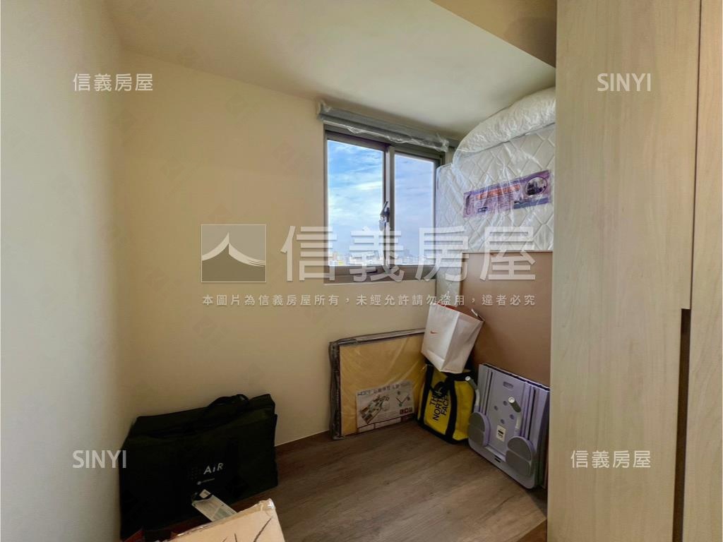 微笑時代精裝三房平車房屋室內格局與周邊環境