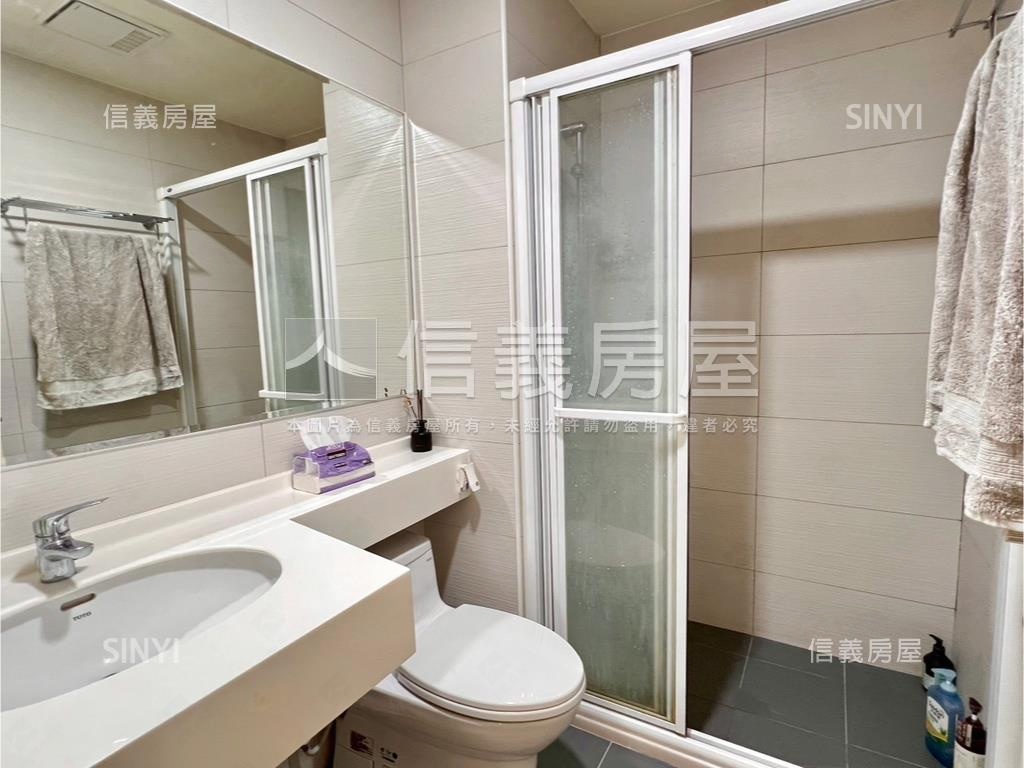 微笑時代精裝三房平車房屋室內格局與周邊環境