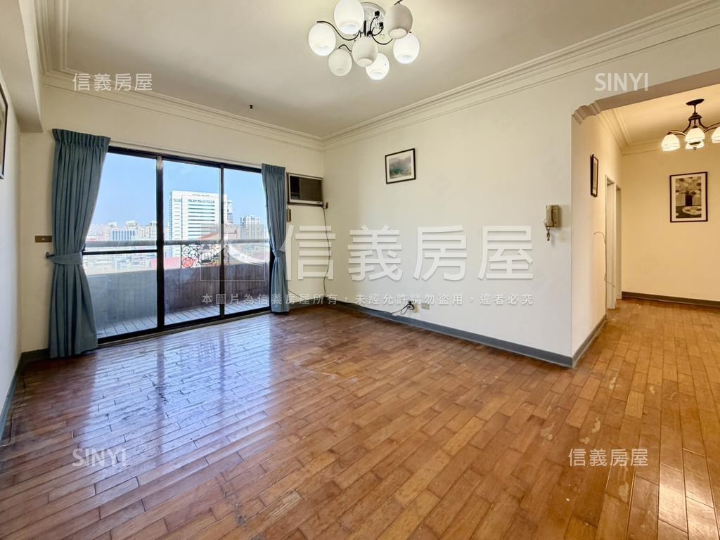 民生皇家景觀亮美四房平車房屋室內格局與周邊環境