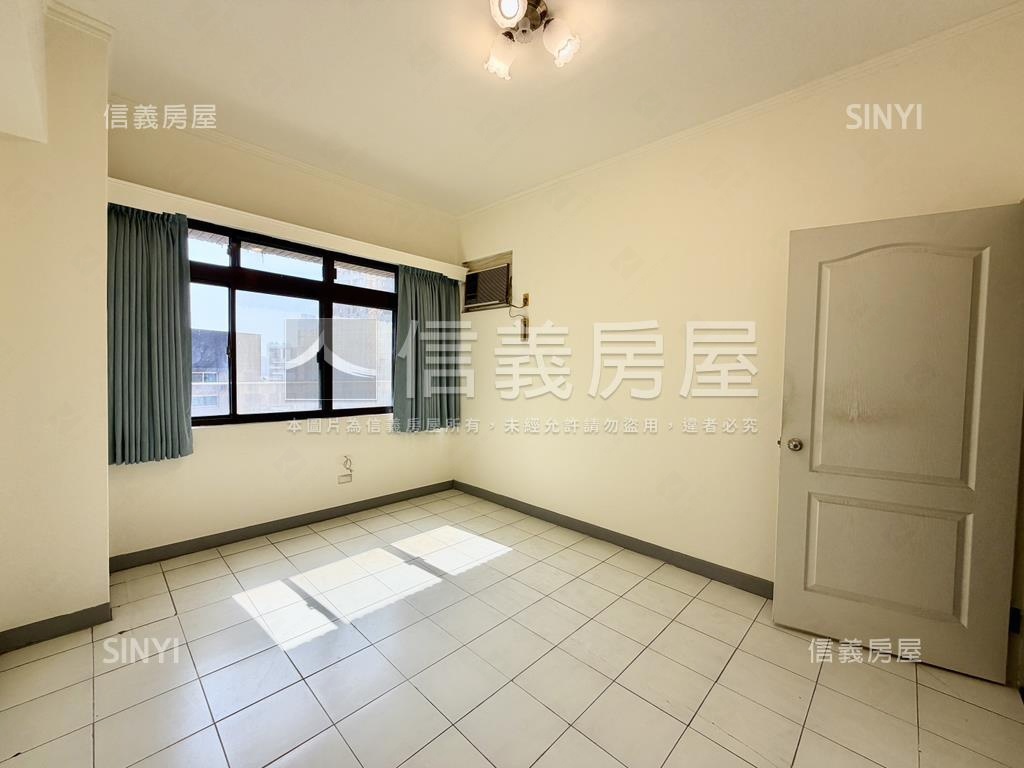 民生皇家景觀亮美四房平車房屋室內格局與周邊環境