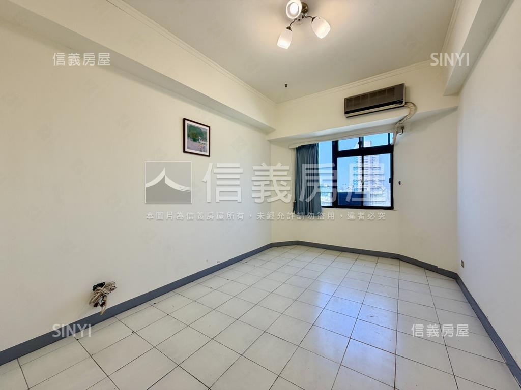 民生皇家景觀亮美四房平車房屋室內格局與周邊環境