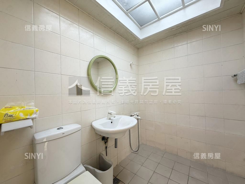 民生皇家景觀亮美四房平車房屋室內格局與周邊環境