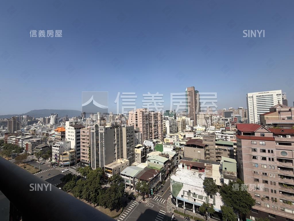 民生皇家景觀亮美四房平車房屋室內格局與周邊環境