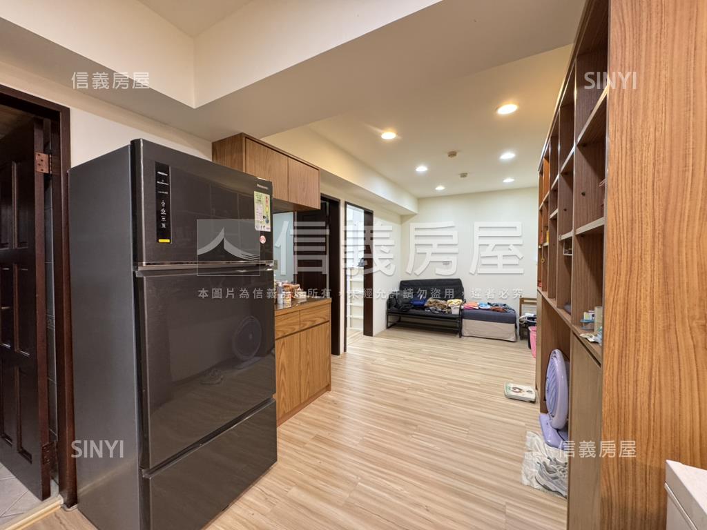 大學園區中壢後站信義東興房屋室內格局與周邊環境