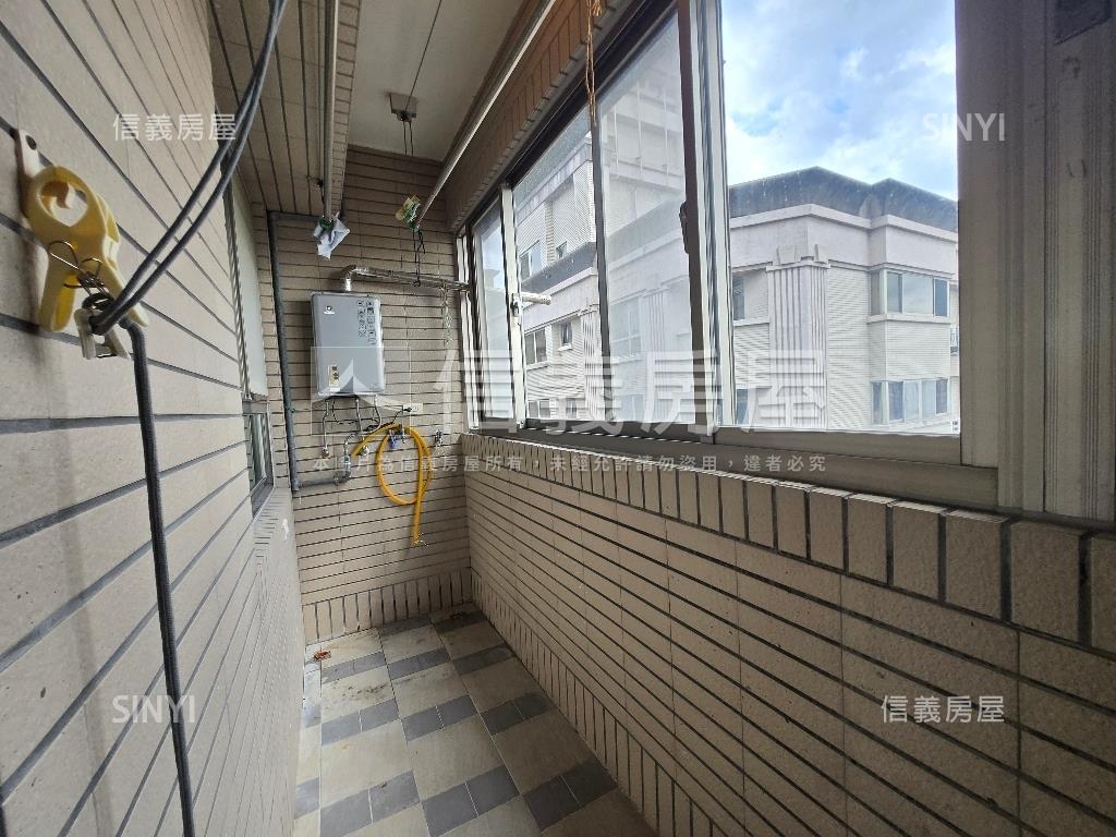 四號公園寶帝電梯三房房屋室內格局與周邊環境