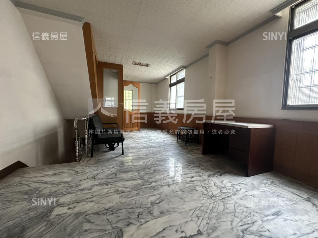 後驛邊間雙拼透天房屋室內格局與周邊環境