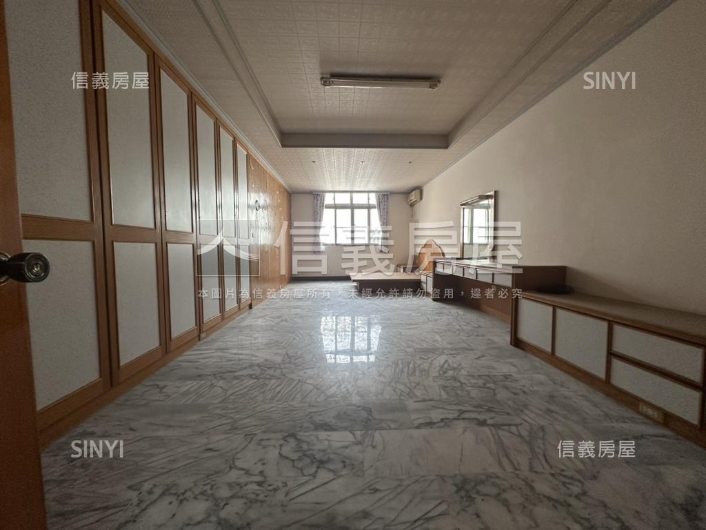 後驛邊間雙拼透天房屋室內格局與周邊環境