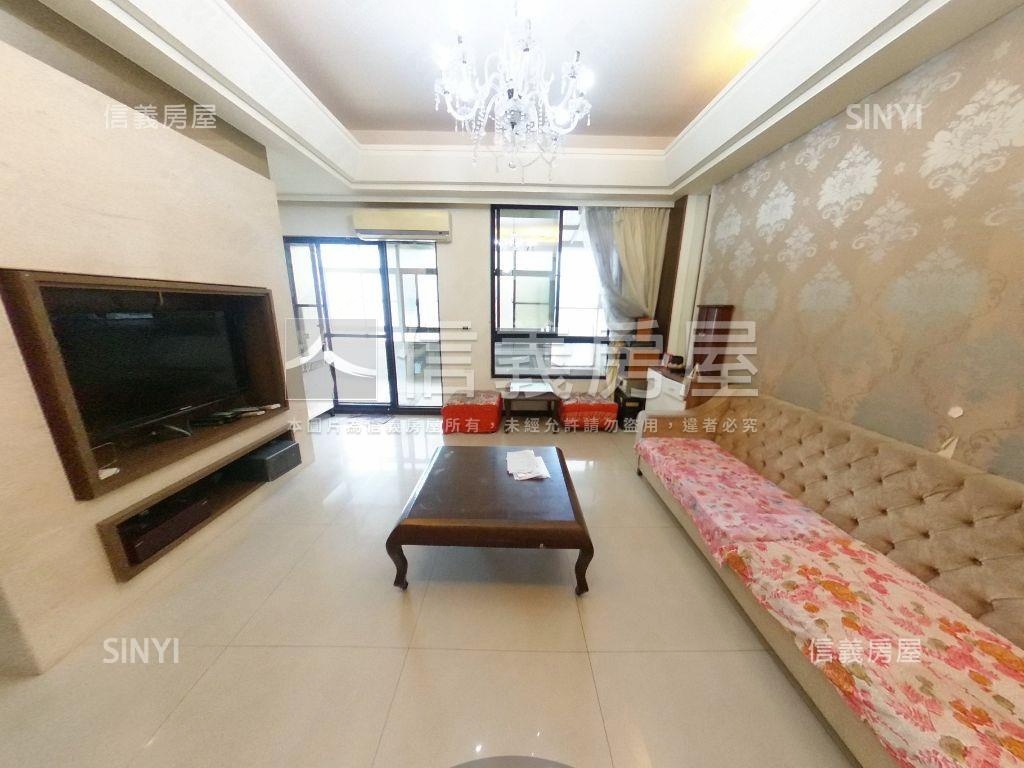 仁武之星大面寬別墅房屋室內格局與周邊環境