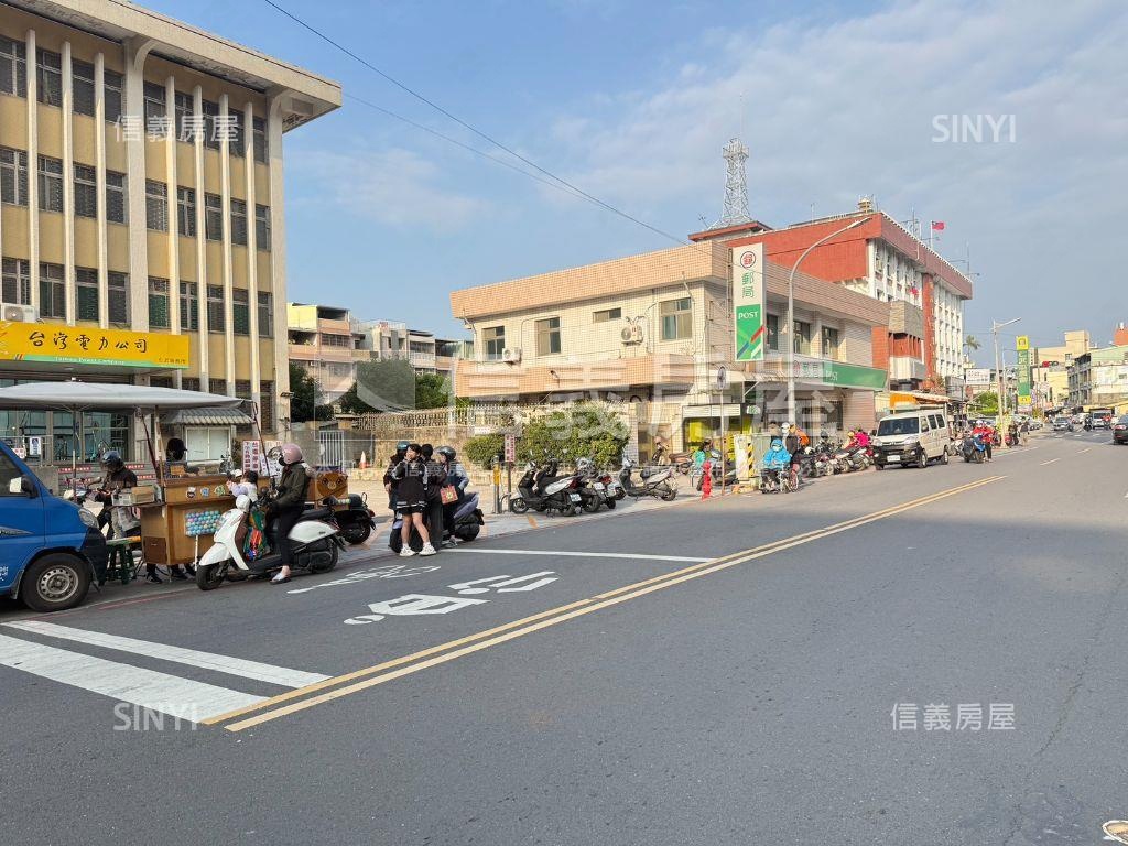 仁武之星大面寬別墅房屋室內格局與周邊環境